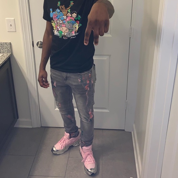 Meet your Posher, Khalil - Picture 5 of 16